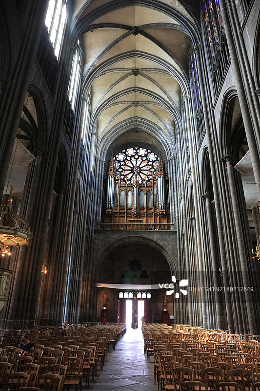 克莱蒙费朗圣母升天大教堂中央中殿图片素材