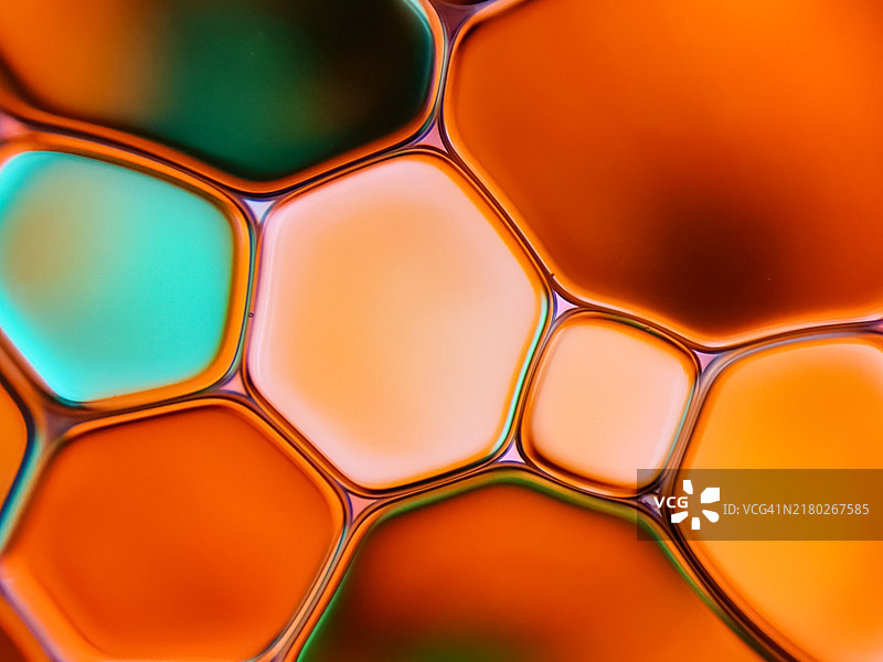 色彩斑斓的液体特写镜头图片素材