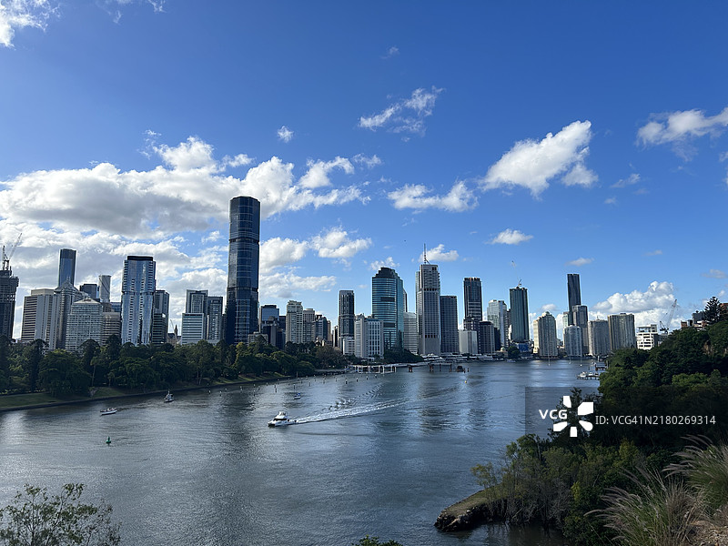 全景城市天际线图片素材