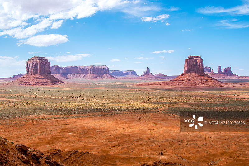 亚利桑那州凯延塔的岩石 formations 视图图片素材