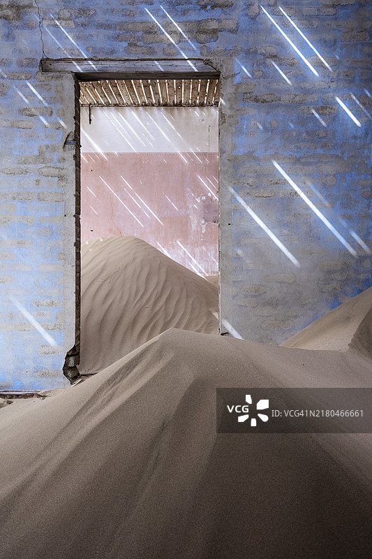 非洲纳米比亚的科尔曼斯科普废弃钻石矿镇图片素材