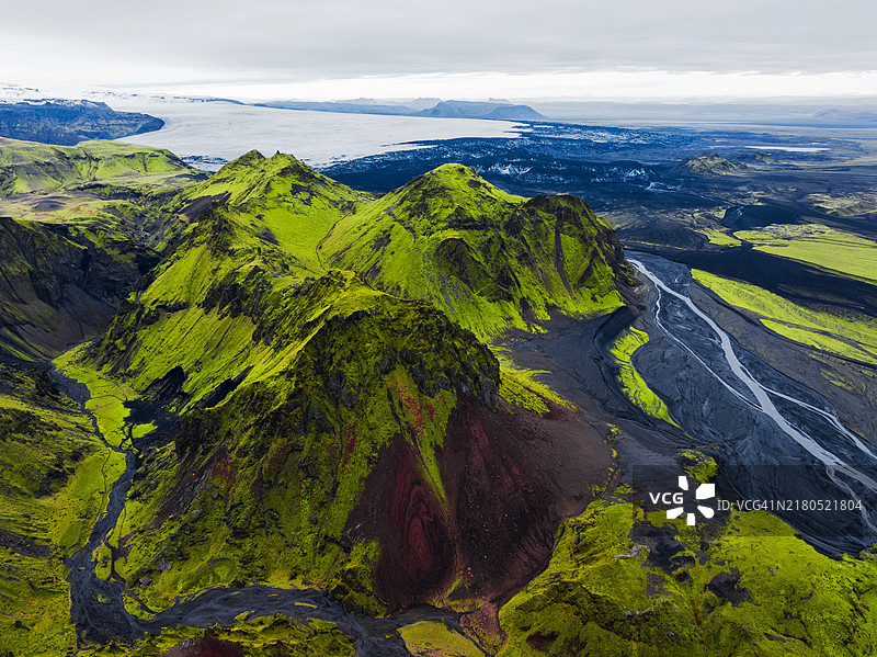 冰岛内陆高地山脉和冰川航拍照片图片素材