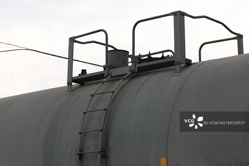 液体和气体运输的铁路货车，局部视图图片素材