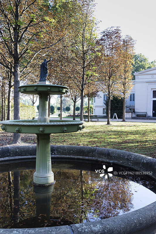 德国波茨坦夏洛滕霍夫公园风光（九月）图片素材