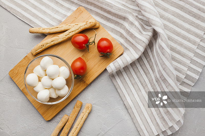 扁平风格奶酪拼盘图片素材