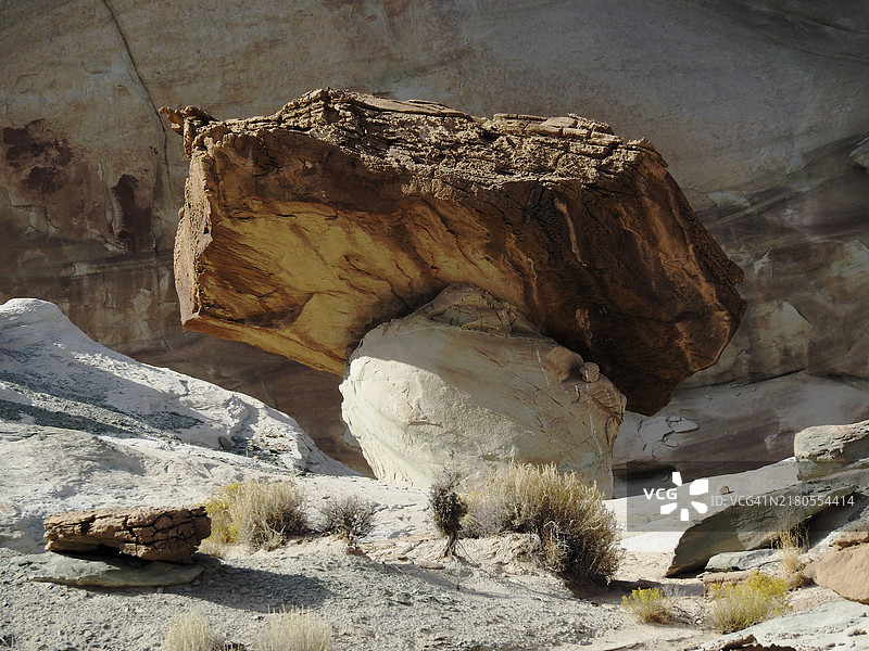 佩吉市格伦峡谷国家游憩区奇特石柱图片素材