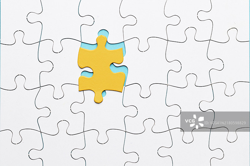 带有白色网格的黄色拼图图片素材