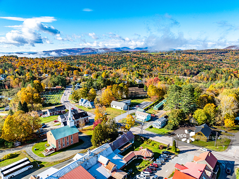佛蒙特州斯托，沃特伯里中心100号公路图片素材
