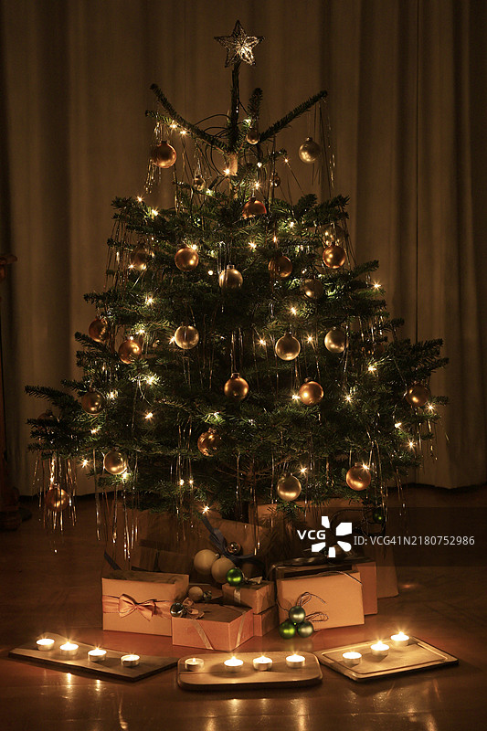 装饰的圣诞树，十二月，德国，欧洲图片素材