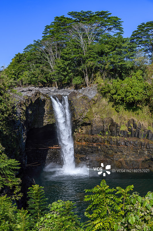 夏威夷大岛希洛的彩虹瀑布图片素材