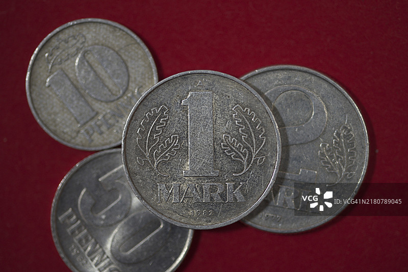 来自民主德国的小零钱，所谓的铝币图片素材