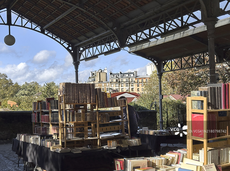 巴黎二手书交易会图片素材