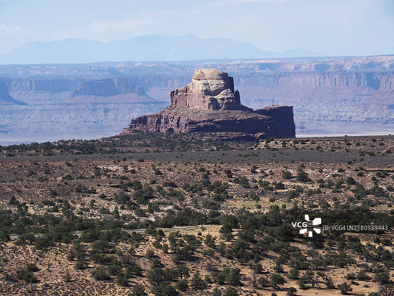 从阿兹特克孤丘顶端俯瞰峡谷地国家公园景色图片素材