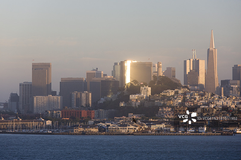 旧金山日落时的天际线图片素材