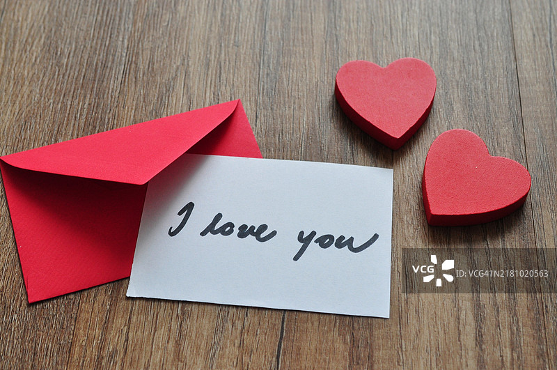 纸上的文字特写图片素材