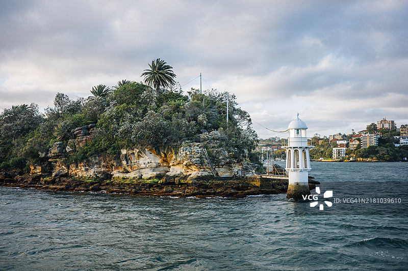 晴天下的悉尼罗伯逊角灯塔水岸景观图片素材