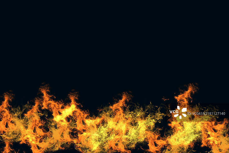 黑色背景上的火焰特写镜头图片素材