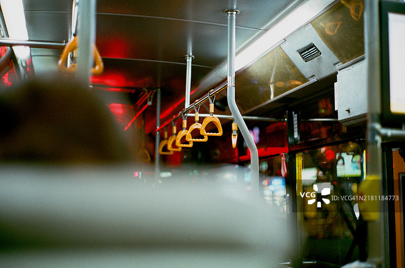 台湾公交车上的扶手图片素材