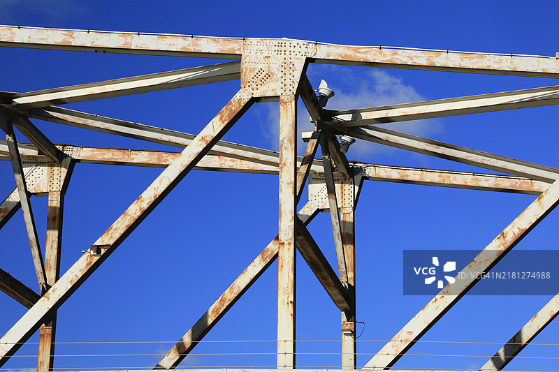 桁架桥的结构框架图片素材