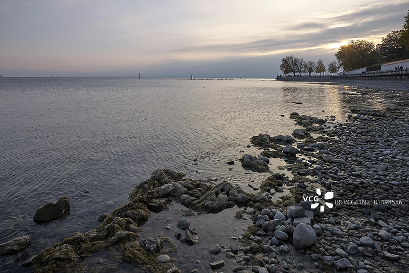 康斯坦茨湖腓特烈港日落图片素材