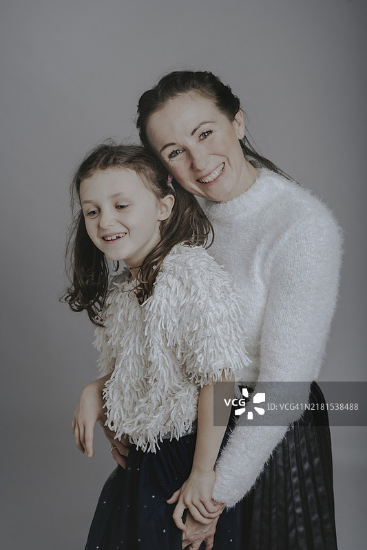 母亲与女儿图片素材