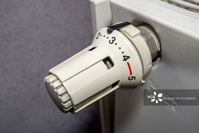 三级加热阀图片素材