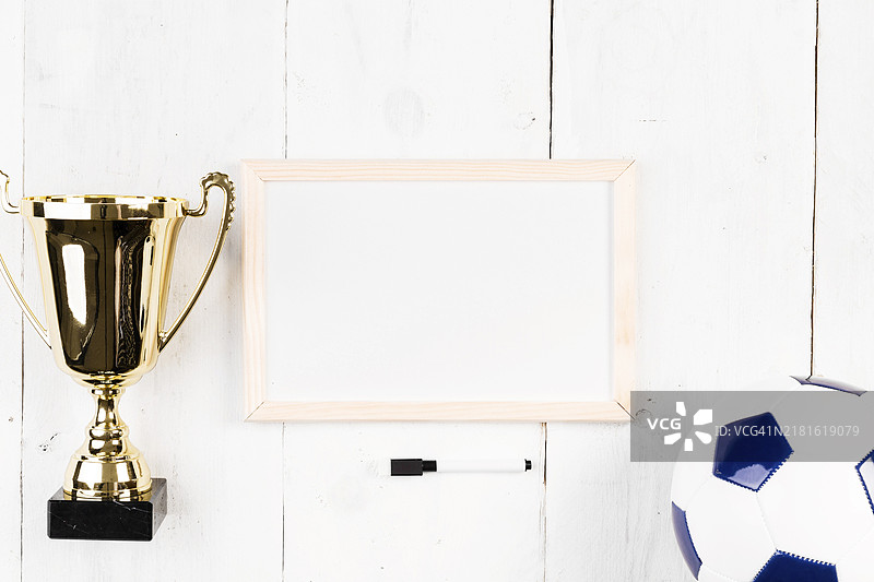 带有白板奖杯的足球素材图片素材