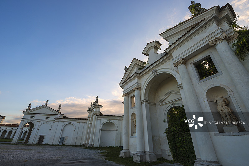马宁别墅的外廊图片素材