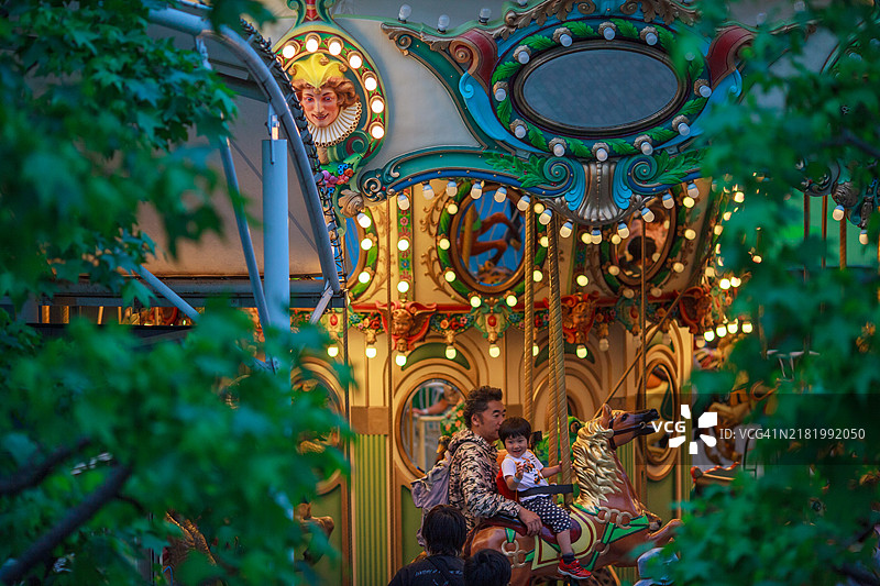 东京旋转木马图片素材