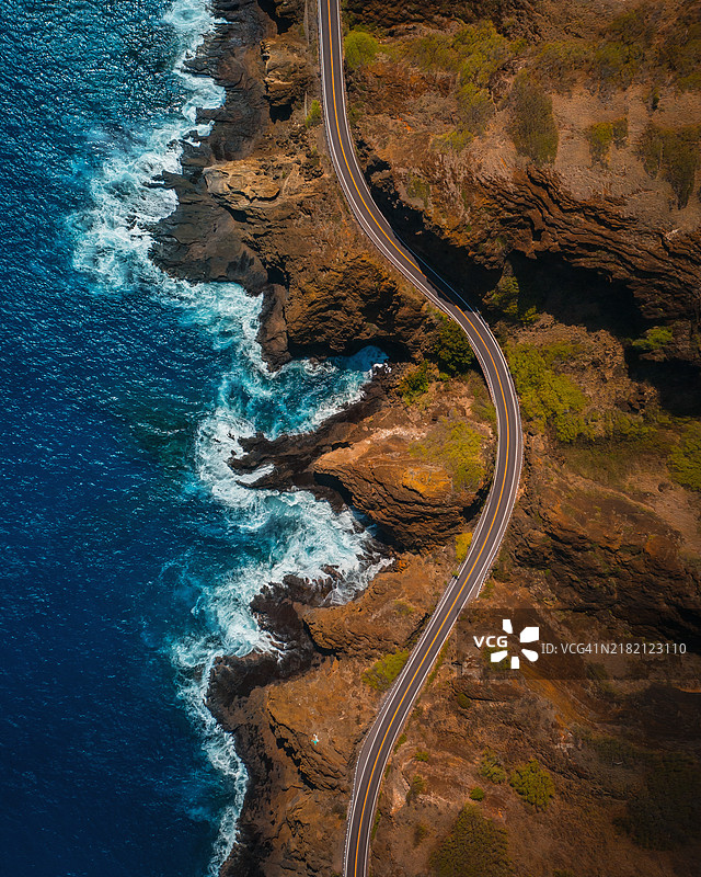 海边公路的鸟瞰图，夏威夷，美国图片素材