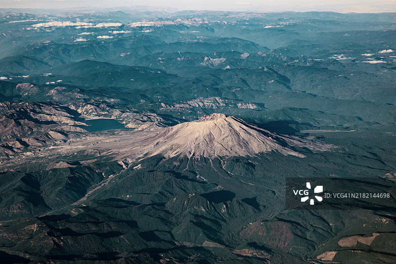 圣海伦斯山的鸟瞰图图片素材