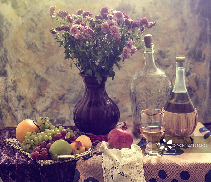 桌子上的水果特写图片素材