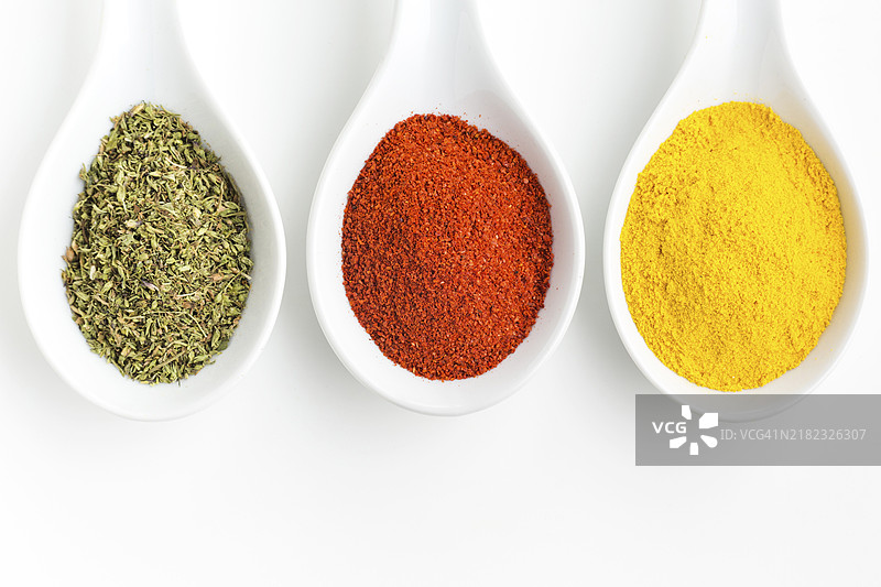 从上方看烹饪香料粉末图片素材