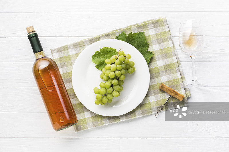 俯视白葡萄酒图片素材