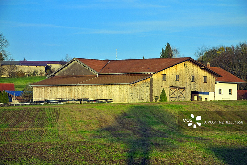 木质谷仓图片素材
