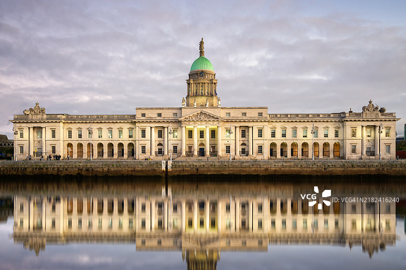都柏林的海关大楼图片素材