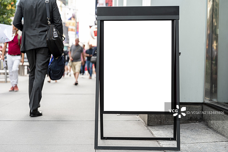 移动广告牌人行道模型图片素材