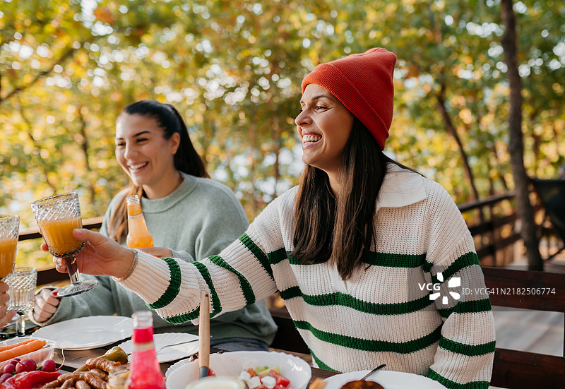 与最喜欢的人共进午餐图片素材