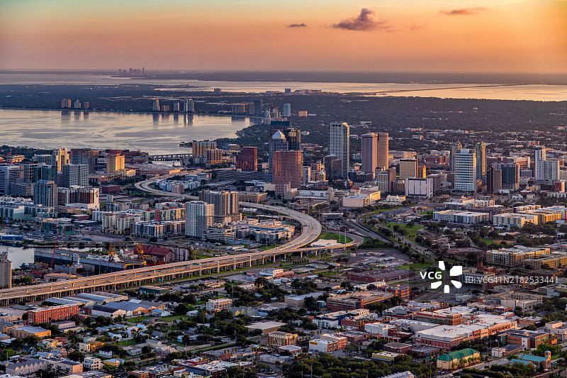 美丽的坦帕日落时分图片素材