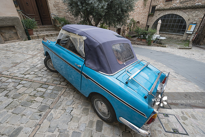 意大利复古汽车图片素材
