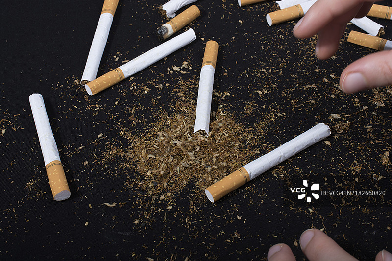 世界无烟日海报，倡导拒绝吸烟的理念图片素材