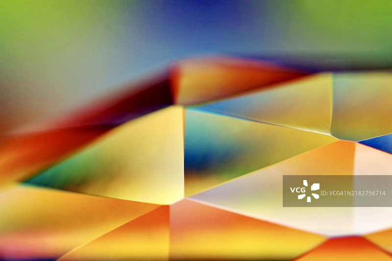 带光效的多面水晶图片素材