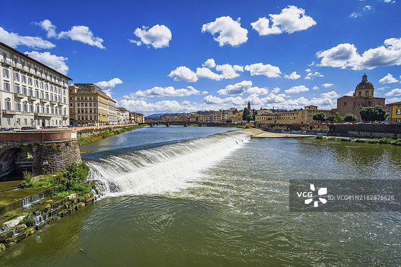 意大利托斯卡纳佛罗伦萨的圣罗莎水坝图片素材