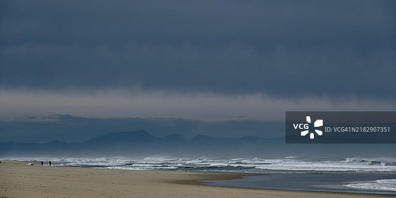 海滩与天空的美丽景色图片素材