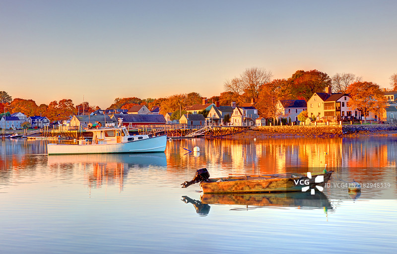 新罕布什尔州朴茨茅斯的秋天图片素材