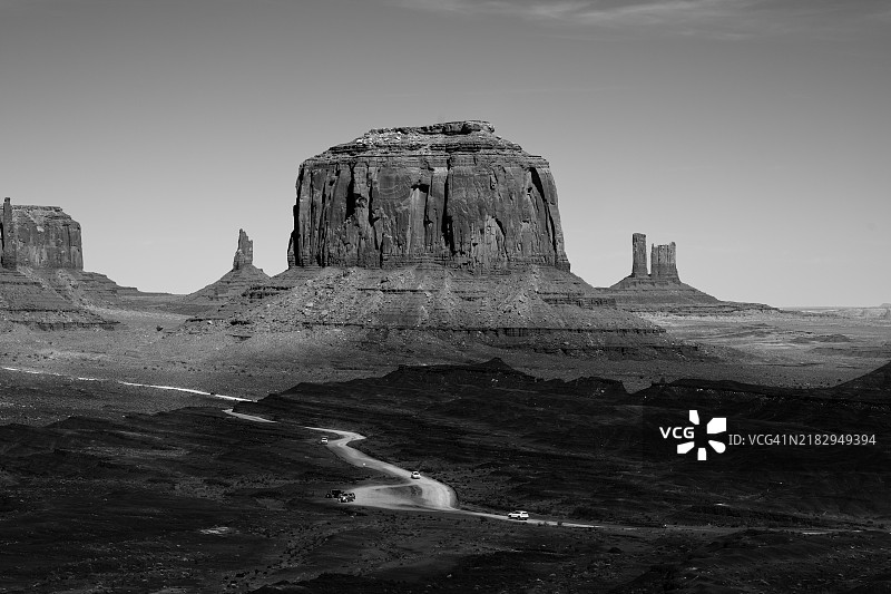 亚利桑那州凯延塔的岩石形成与天空的景观图片素材