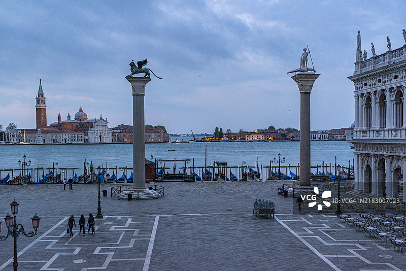 威尼斯，黄昏时分的圣马可广场图片素材