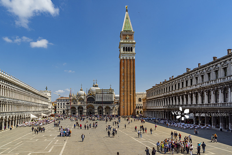 威尼斯，圣马可广场的高点视角图片素材