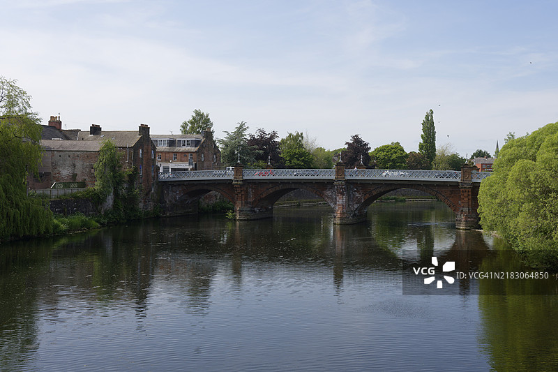 巴克卢桥，尼斯河，邓弗里斯，苏格兰，英国，蓝天图片素材