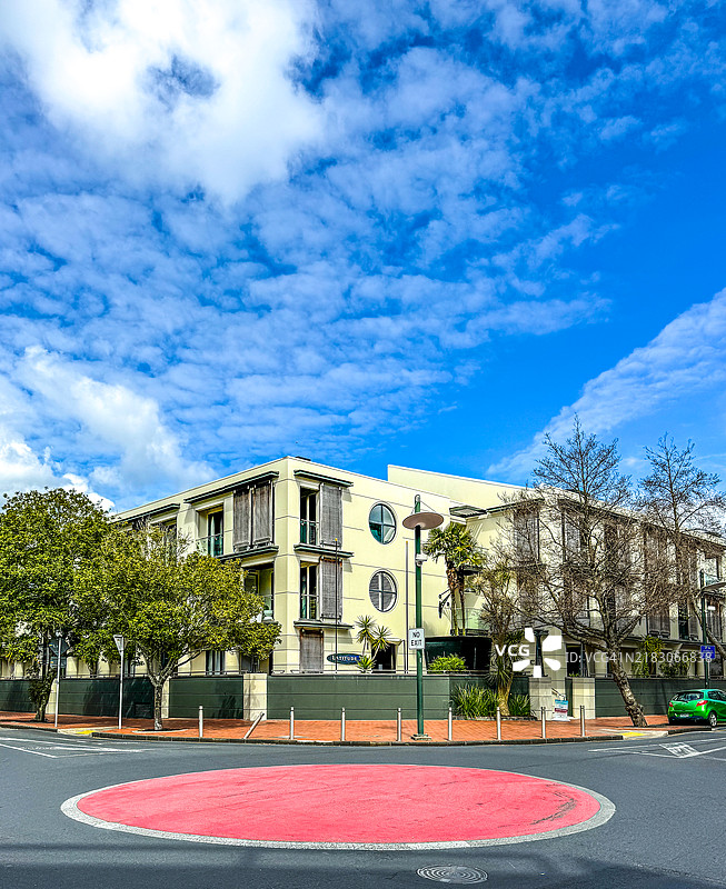 奥克兰住宅区的粉色旋转电话图片素材